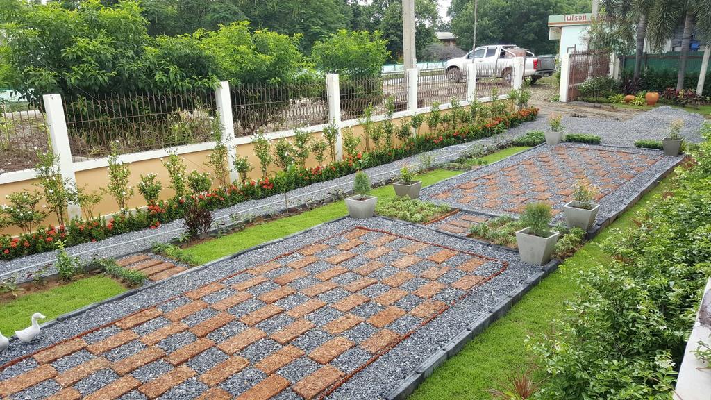 Baan Suan Geb Tawan Hotel Lopburi Ngoại thất bức ảnh